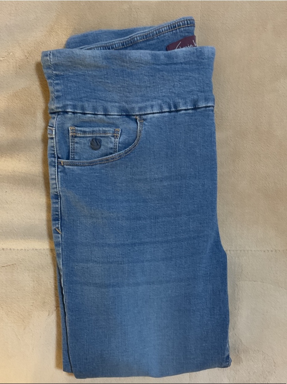 Gloria Vanderbilt Light Blue Pull On Skinny Jeans